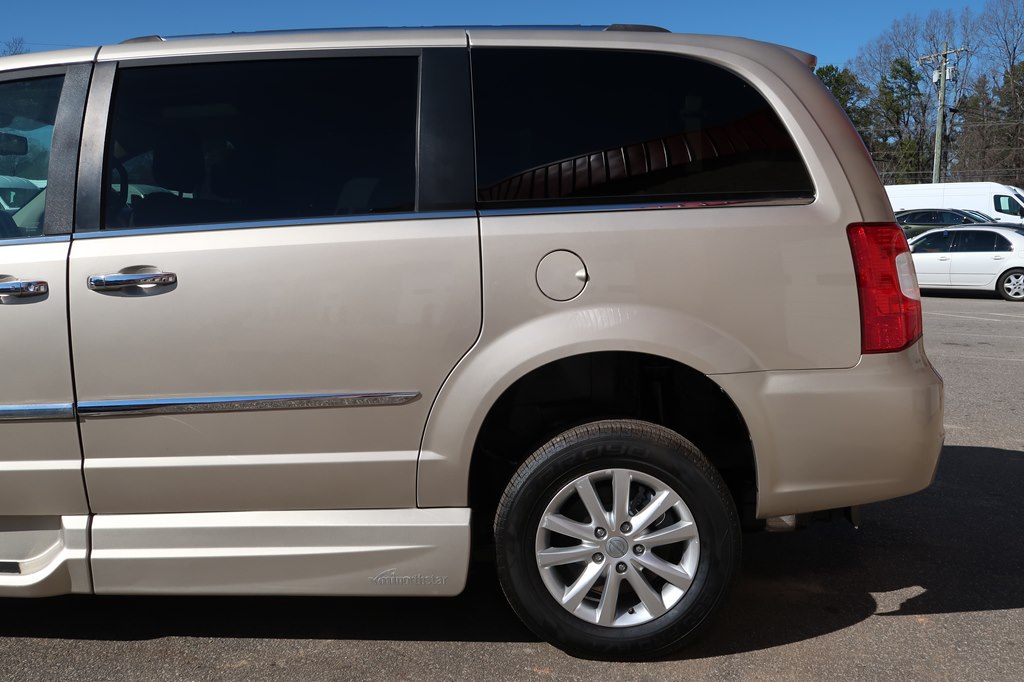 CHRYSLER TOWN & COUNTRY 2015 CHRYSLER TOWN & COUNTRY 2C4RC1GG1FR716508
