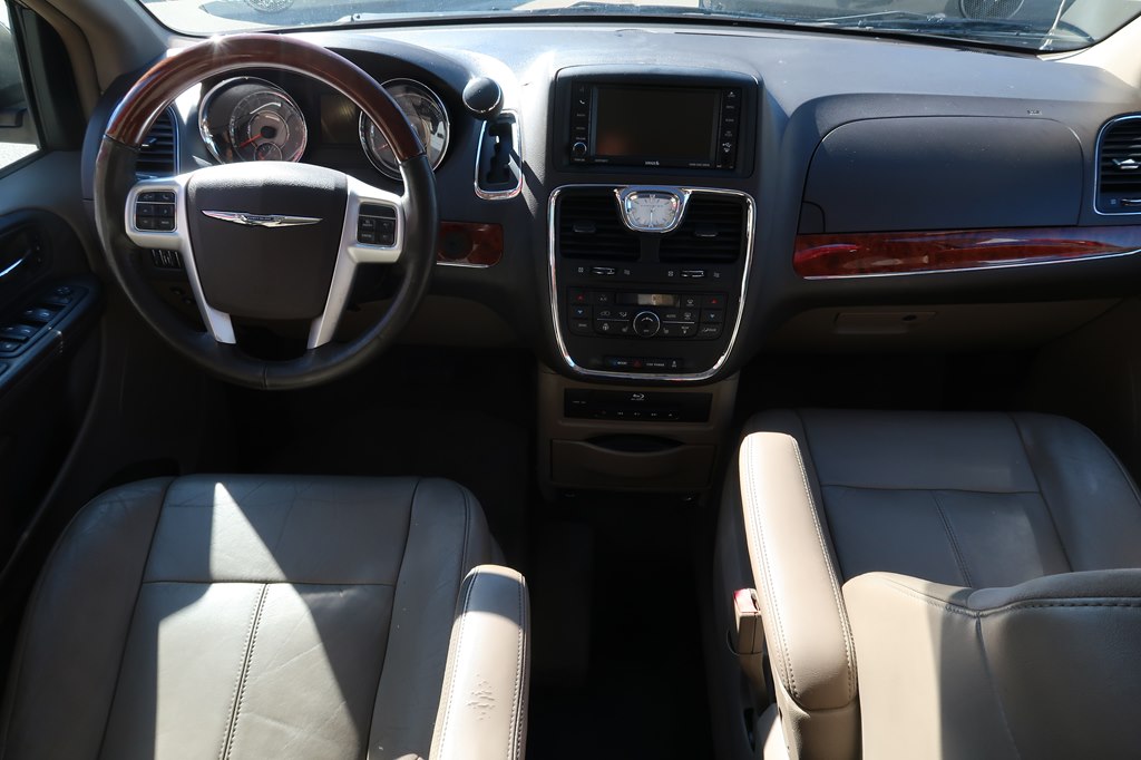 CHRYSLER TOWN & COUNTRY 2015 CHRYSLER TOWN & COUNTRY 2C4RC1GG1FR716508