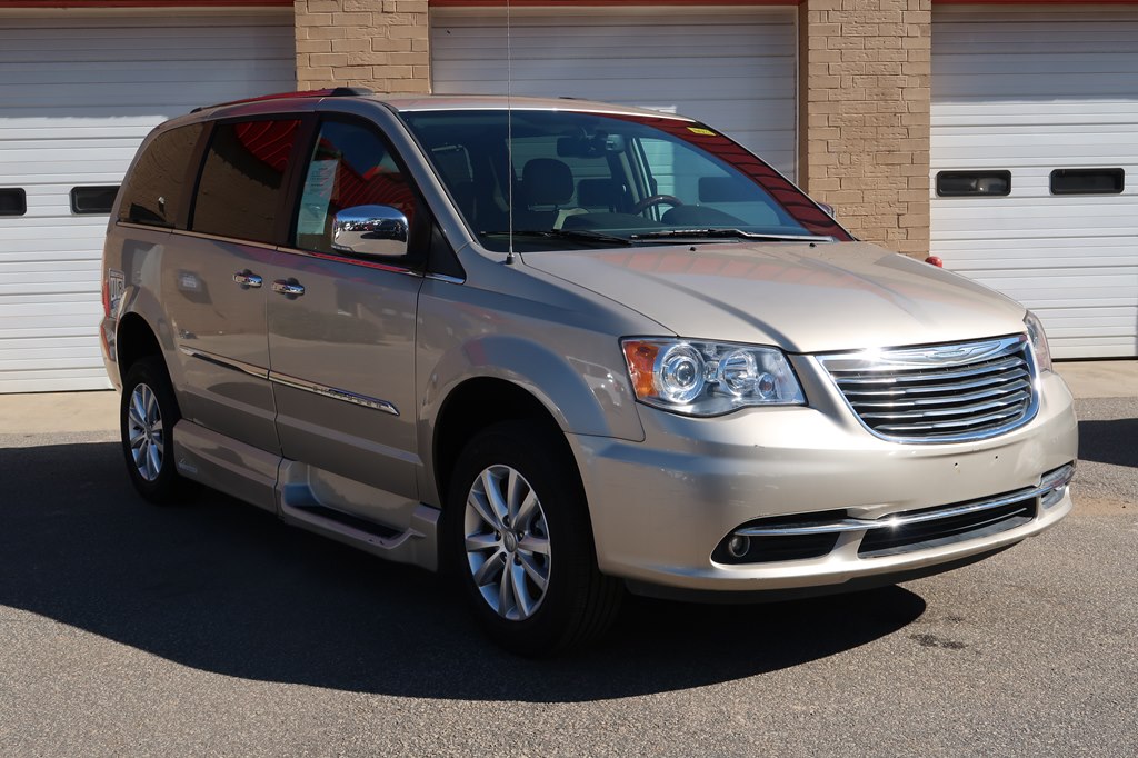 CHRYSLER TOWN & COUNTRY 2015 CHRYSLER TOWN & COUNTRY 2C4RC1GG1FR716508