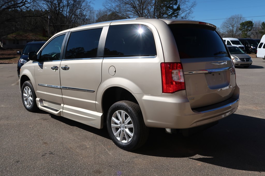 CHRYSLER TOWN & COUNTRY 2015 CHRYSLER TOWN & COUNTRY 2C4RC1GG1FR716508