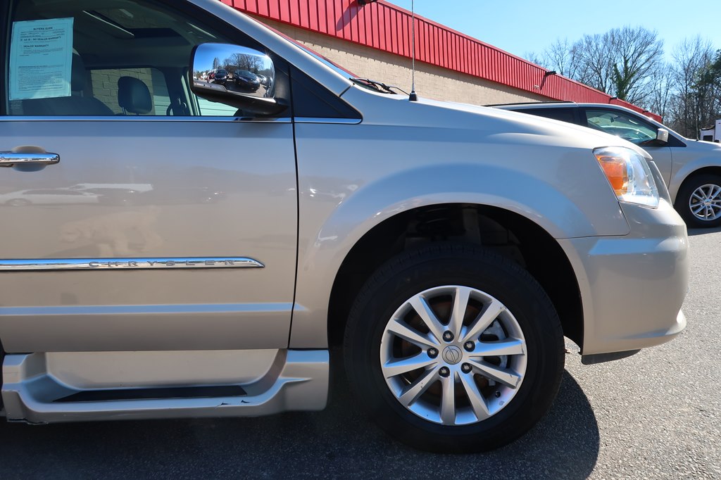 CHRYSLER TOWN & COUNTRY 2015 CHRYSLER TOWN & COUNTRY 2C4RC1GG1FR716508
