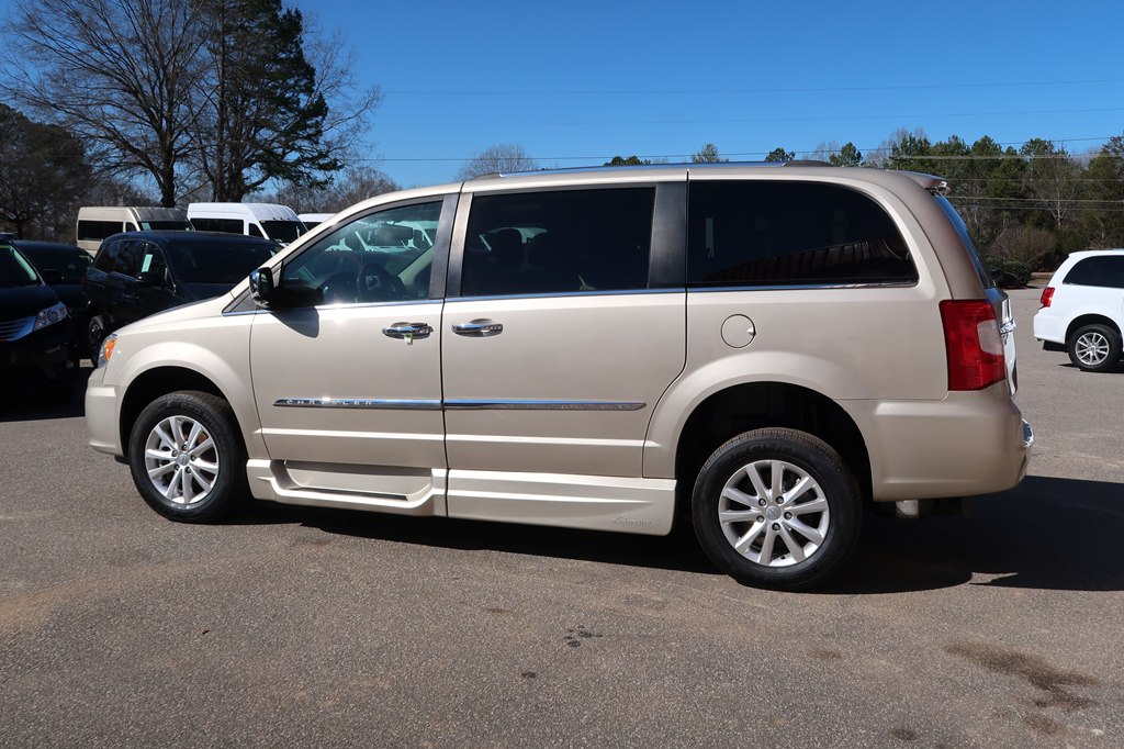CHRYSLER TOWN & COUNTRY 2015 CHRYSLER TOWN & COUNTRY 2C4RC1GG1FR716508