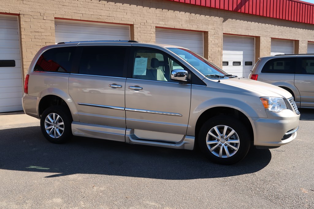 CHRYSLER TOWN & COUNTRY 2015 CHRYSLER TOWN & COUNTRY 2C4RC1GG1FR716508