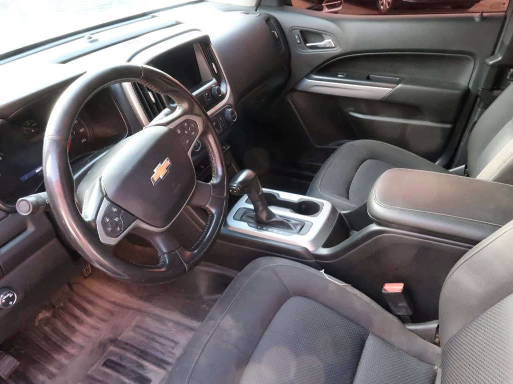 Photo 31 of this CHEVROLET COLORADO