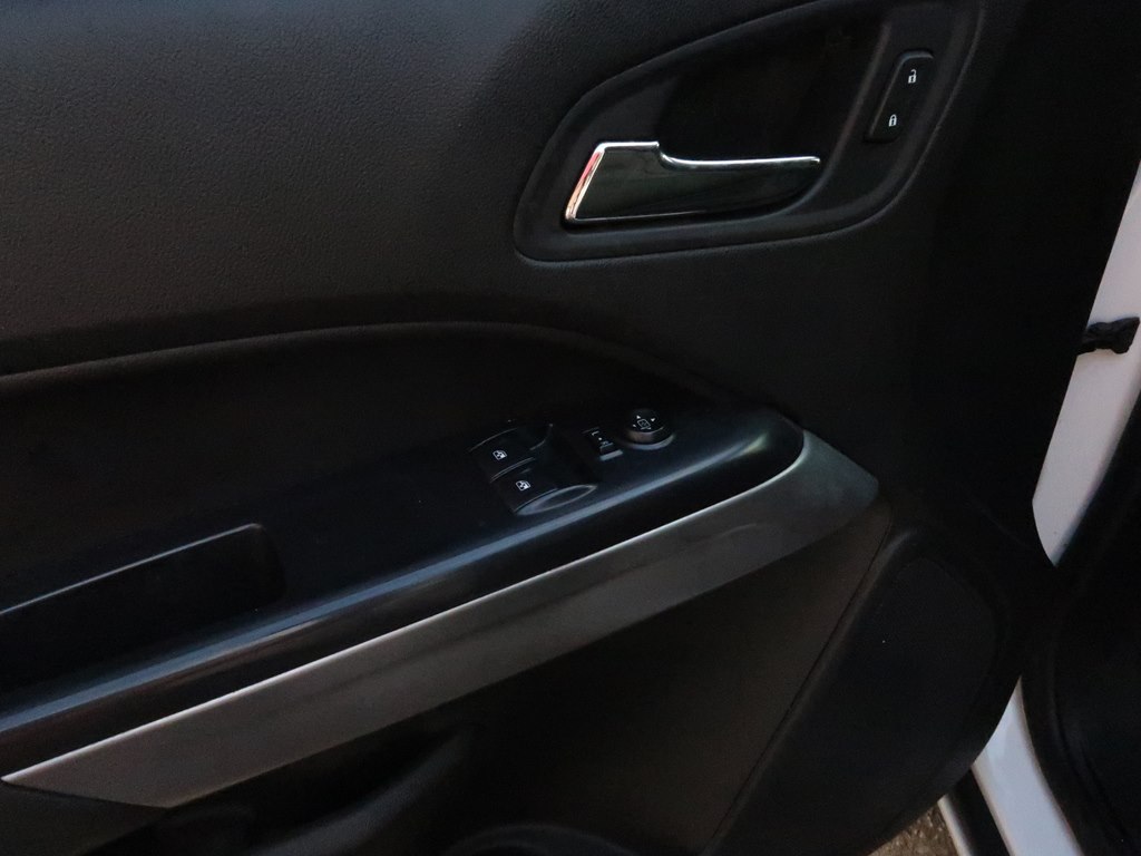 Photo 26 of this CHEVROLET COLORADO