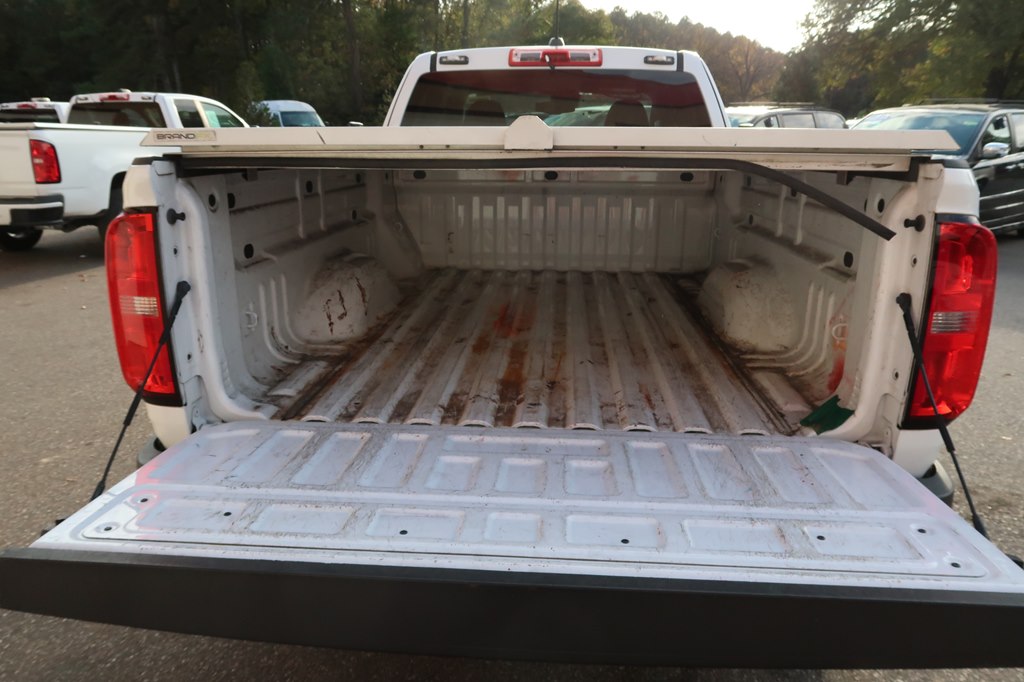 Photo 38 of this CHEVROLET COLORADO