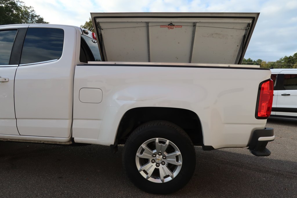 Photo 41 of this CHEVROLET COLORADO