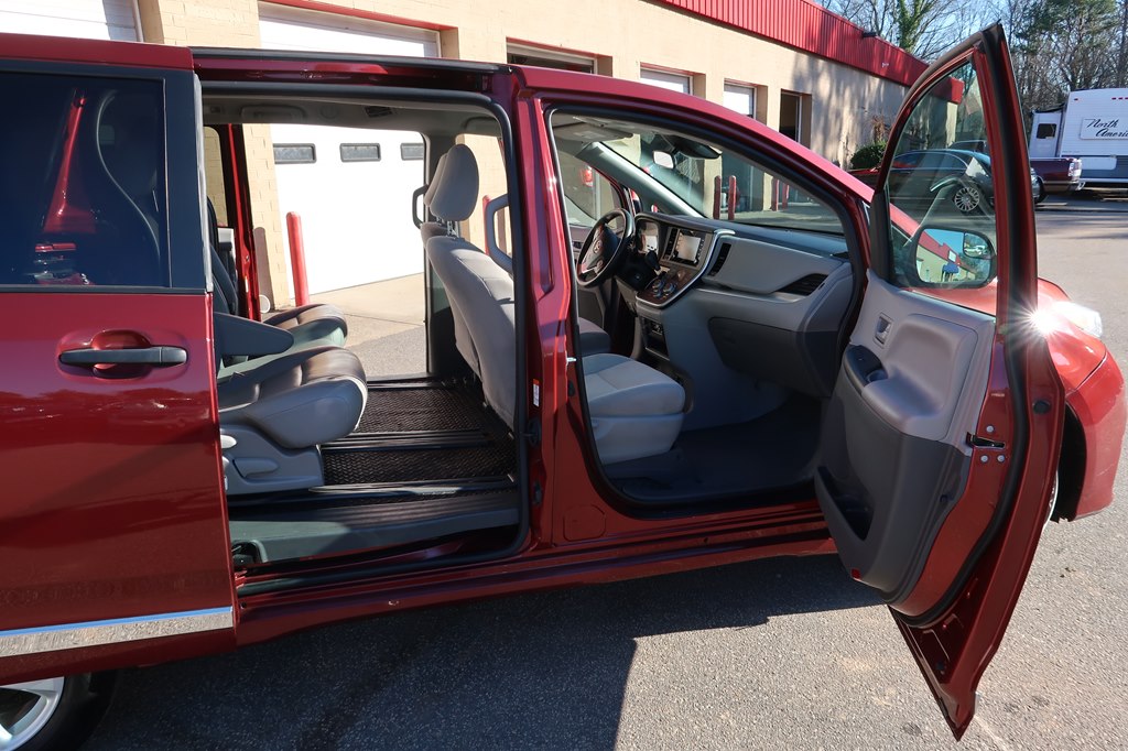 TOYOTA SIENNA 2020 TOYOTA SIENNA 5TDZZ3DC2LS060298