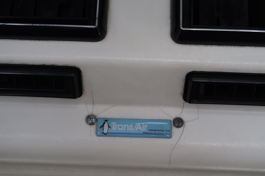 Photo 46 of this FORD ECONOLINE