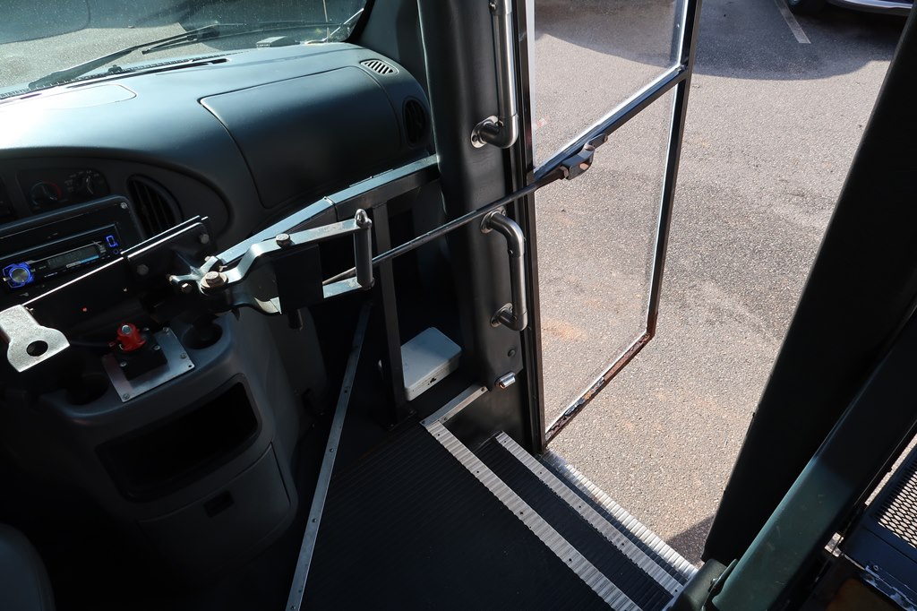 Photo 44 of this FORD ECONOLINE