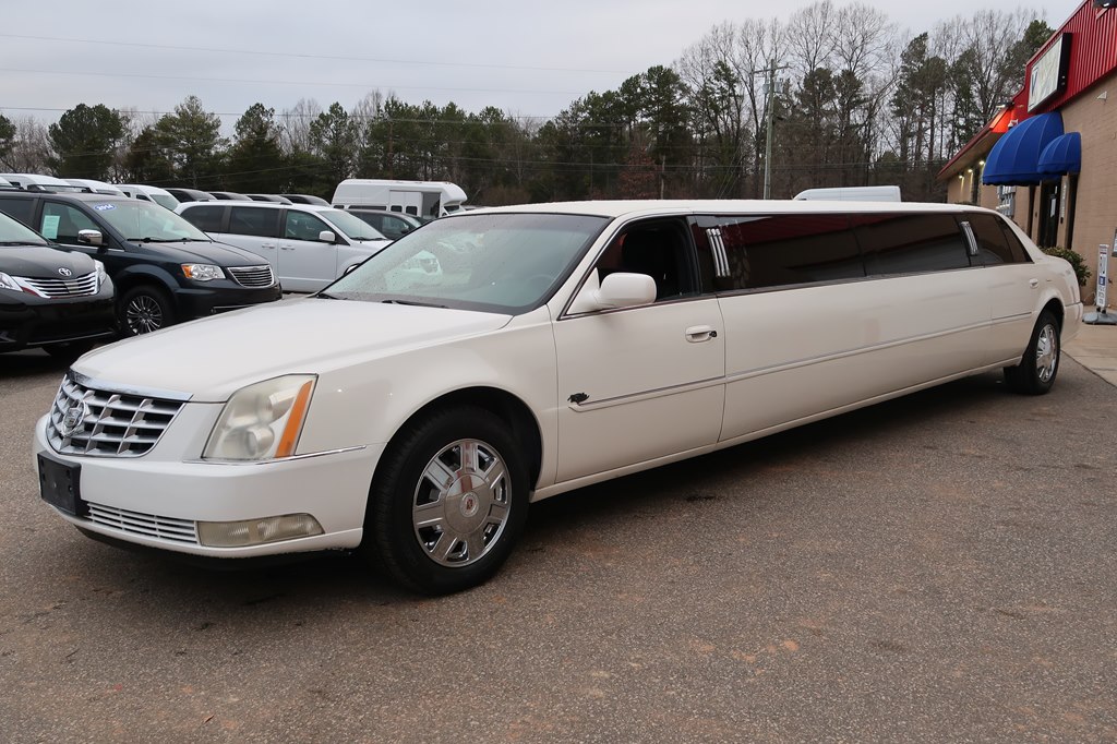 Photo 14 of this CADILLAC SEDAN DEVILLE