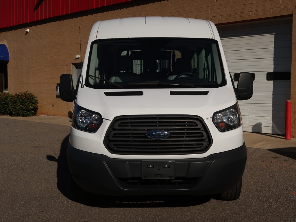 Photo 11 of this FORD TRANSIT