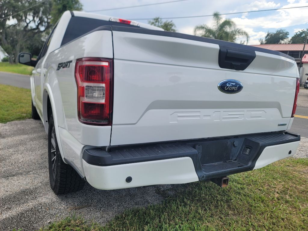 Photo 3 of this FORD F150