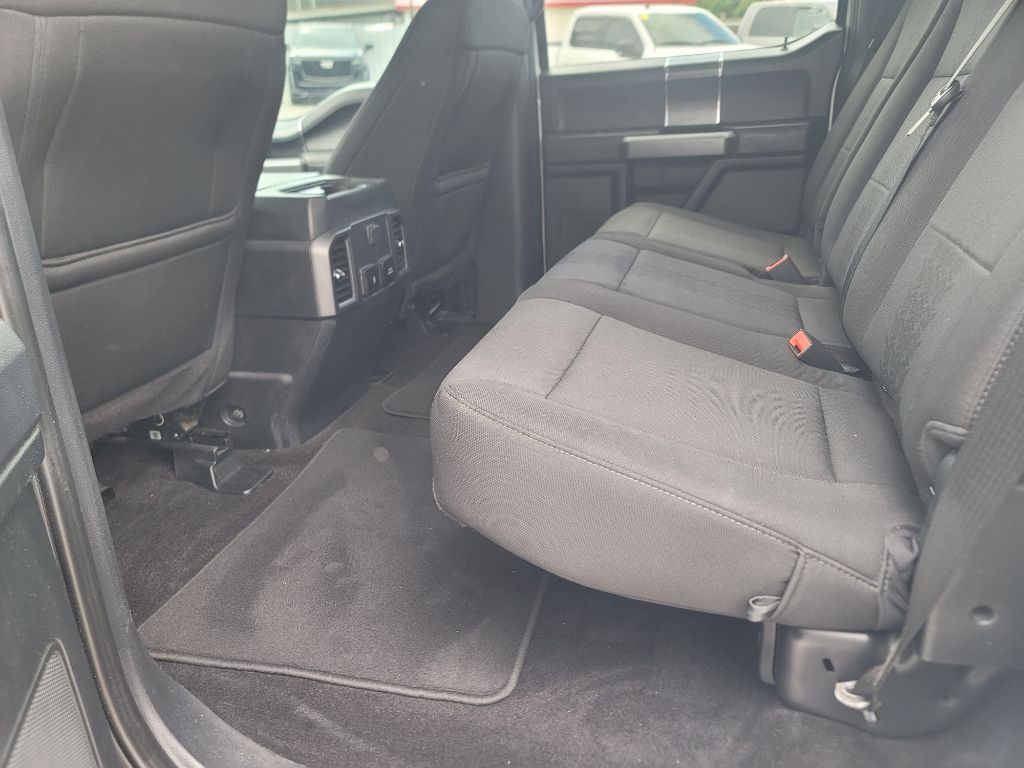 Photo 7 of this FORD F150