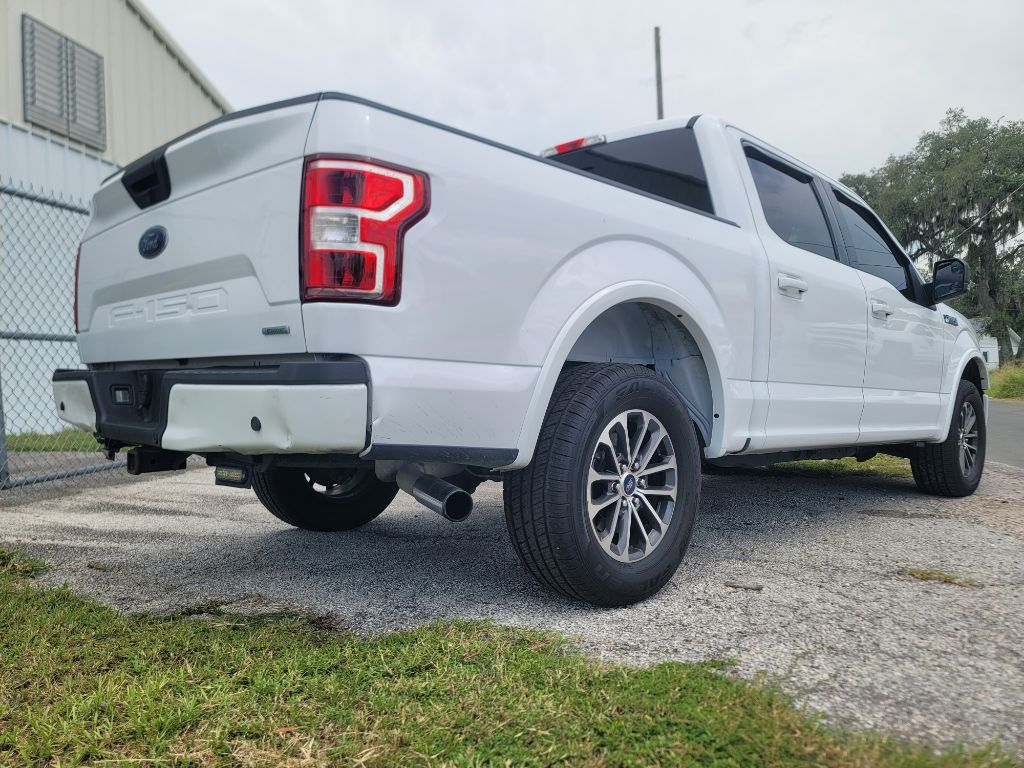 Photo 4 of this FORD F150
