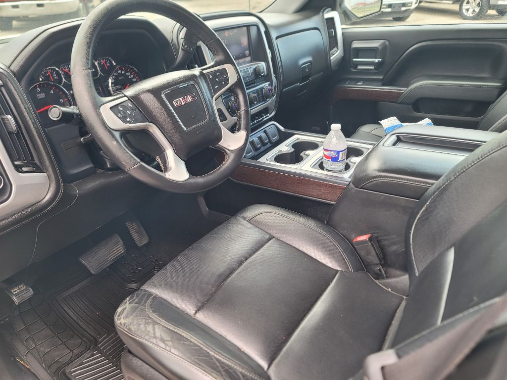 Photo 6 of this GMC SIERRA