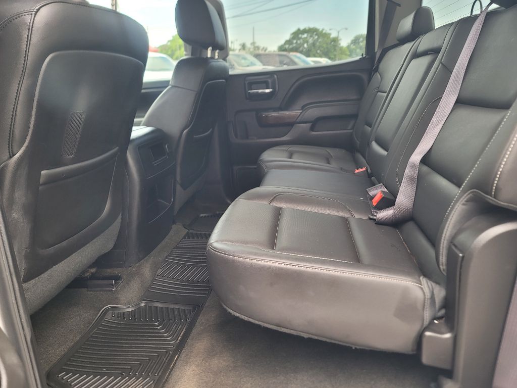 Photo 7 of this GMC SIERRA