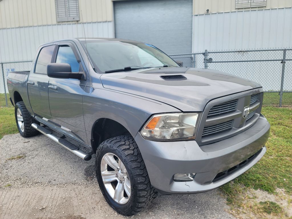 Photo 3 of this DODGE RAM 1500