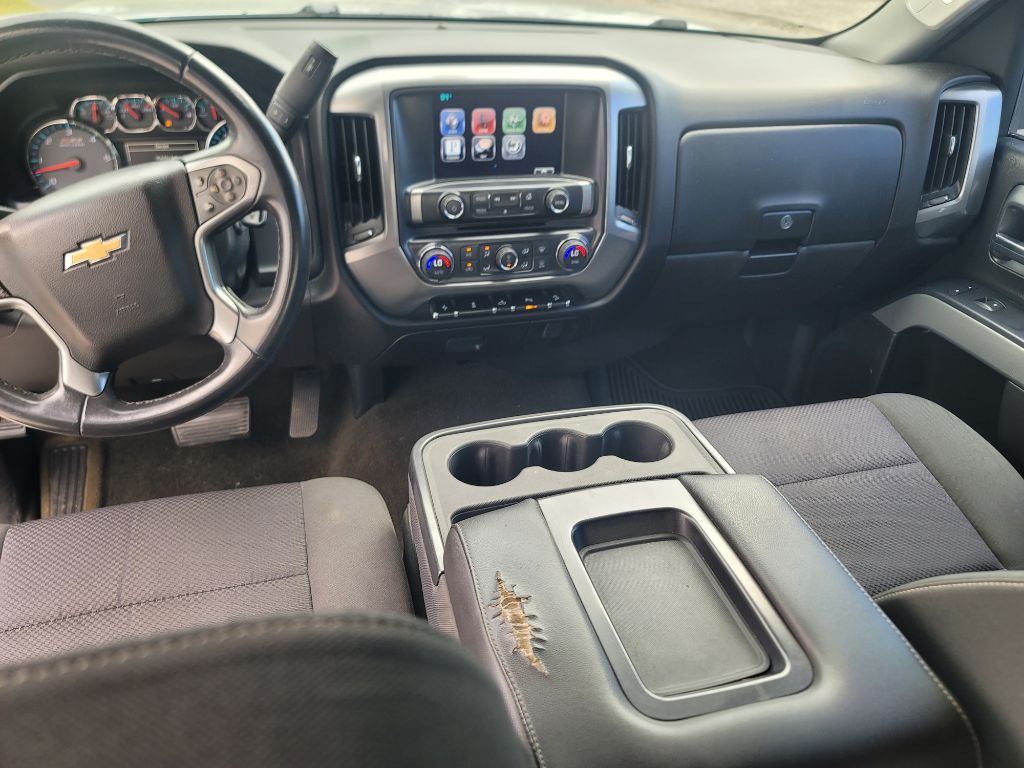 Photo 8 of this CHEVROLET SILVERADO 1500