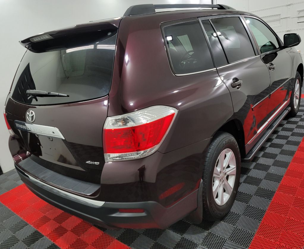 2013 TOYOTA HIGHLANDER SE for sale at Fast Track Auto Mall