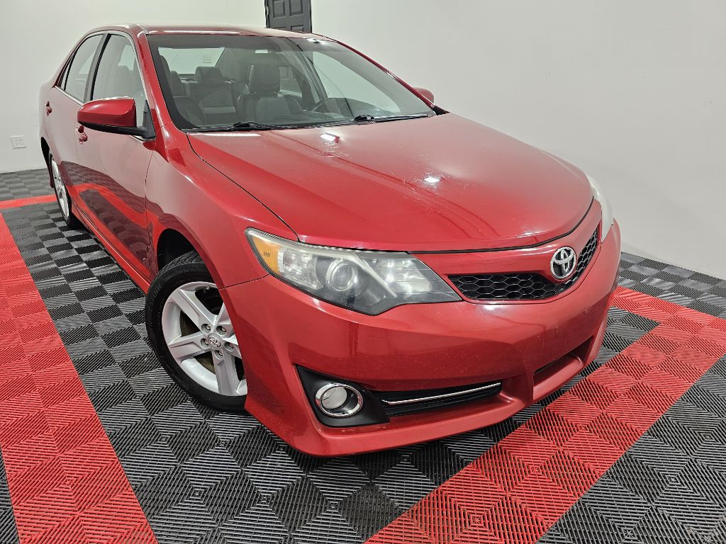 2013 TOYOTA CAMRY SE for sale at Fast Track Auto Mall