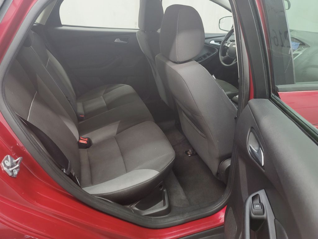 2012 FORD FOCUS SE for sale at Fast Track Auto Mall