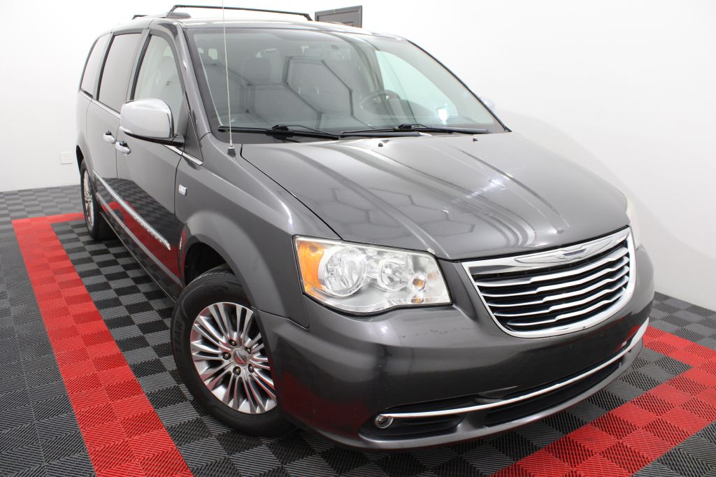 2014 CHRYSLER TOWN & COUNTRY TOURING L for sale at Fast Track Auto Mall