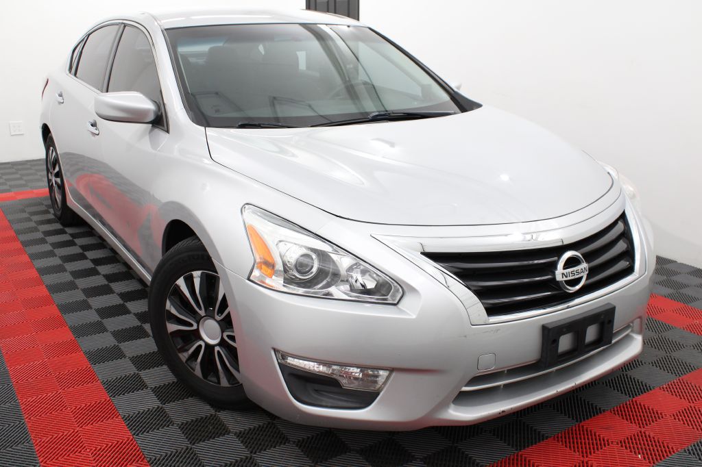 2013 NISSAN ALTIMA 2.5 for sale at Fast Track Auto Mall