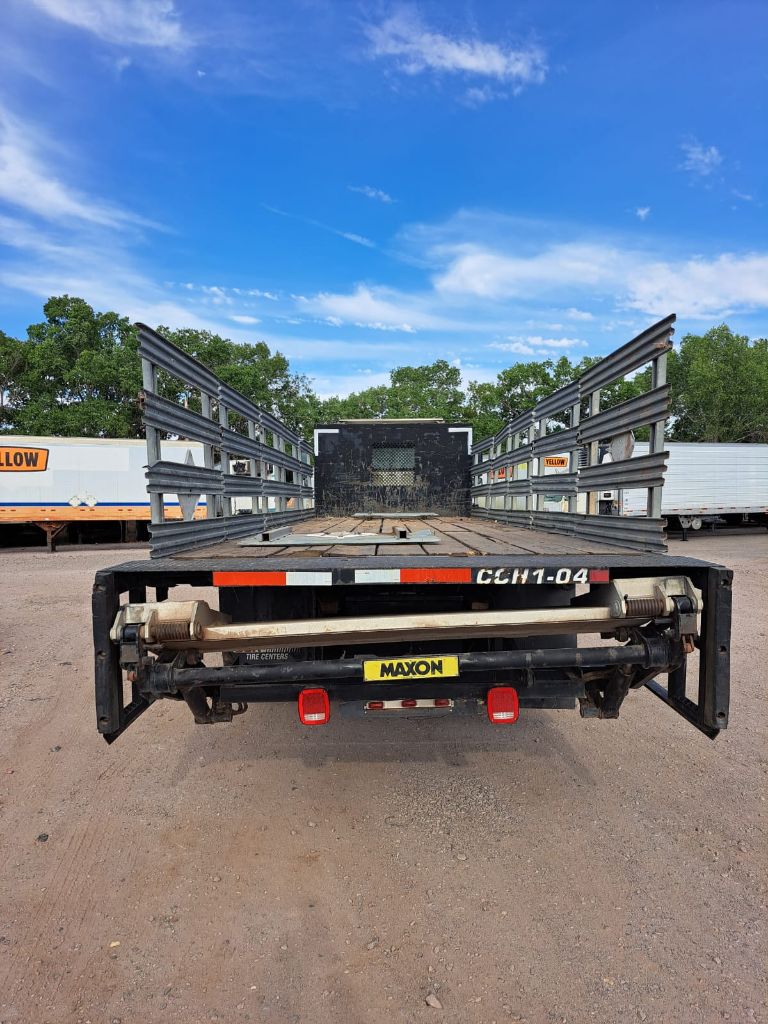 Photo 5 of this TR-2 FREIGHTLINER REFRIGERATED
