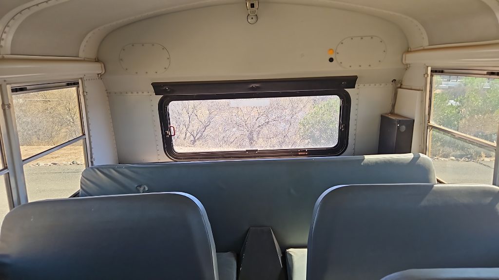 Photo 11 of this BUS-2 THOMAS BUILT HDX