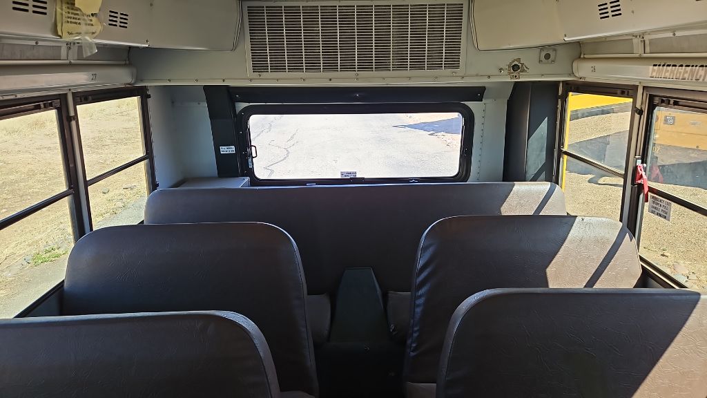 Photo 10 of this BUS-2 THOMAS HDX