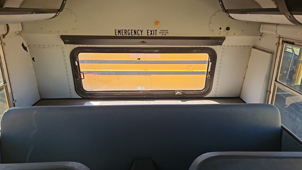 Photo 11 of this BUS-2 THOMAS HDX