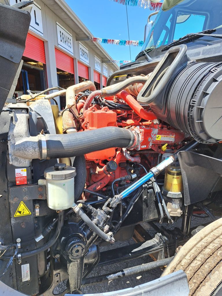 Photo 5 of this TR-2 INTERNATIONAL PROSTAR