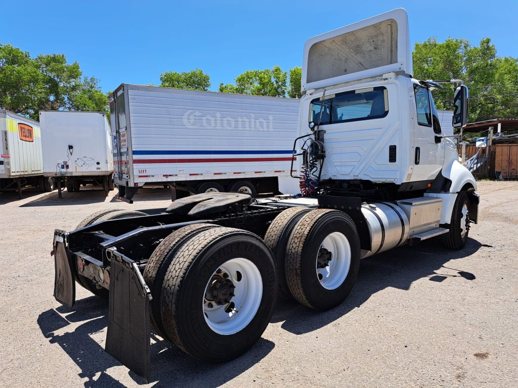 Photo 3 of this TR-2 INTERNATIONAL PROSTAR