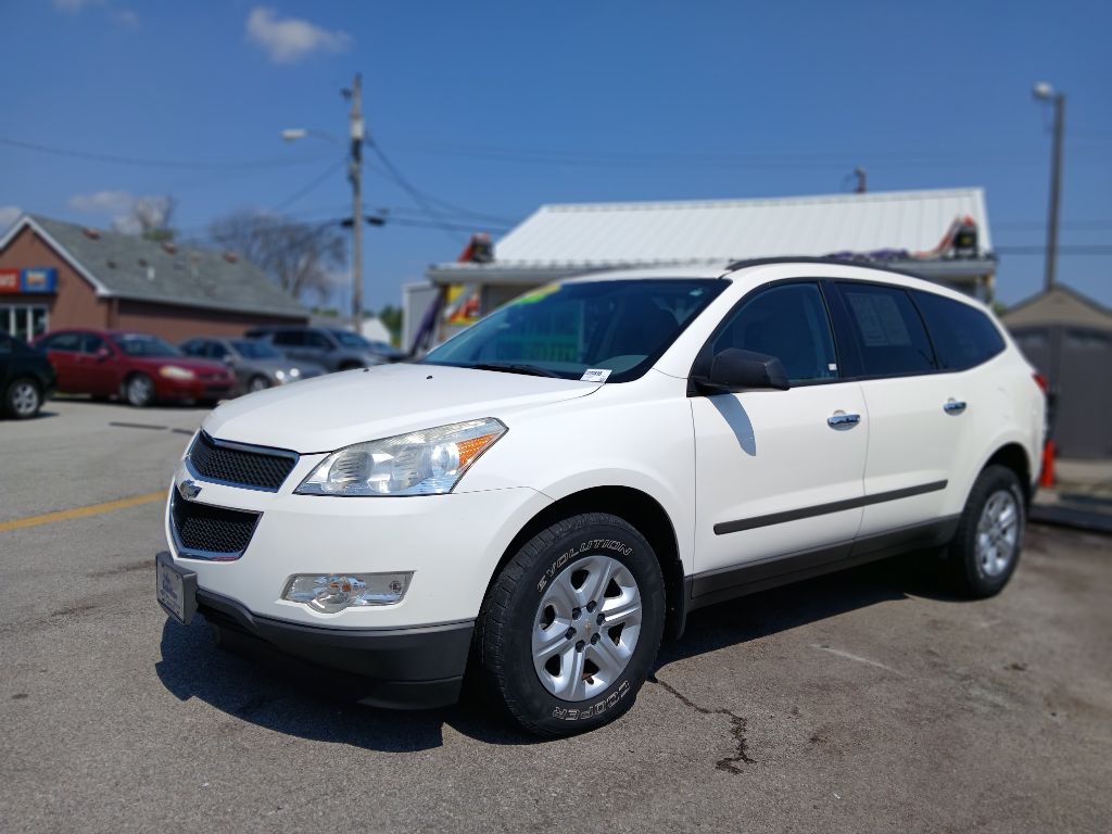 2011 Chevrolet Traverse LS's photo