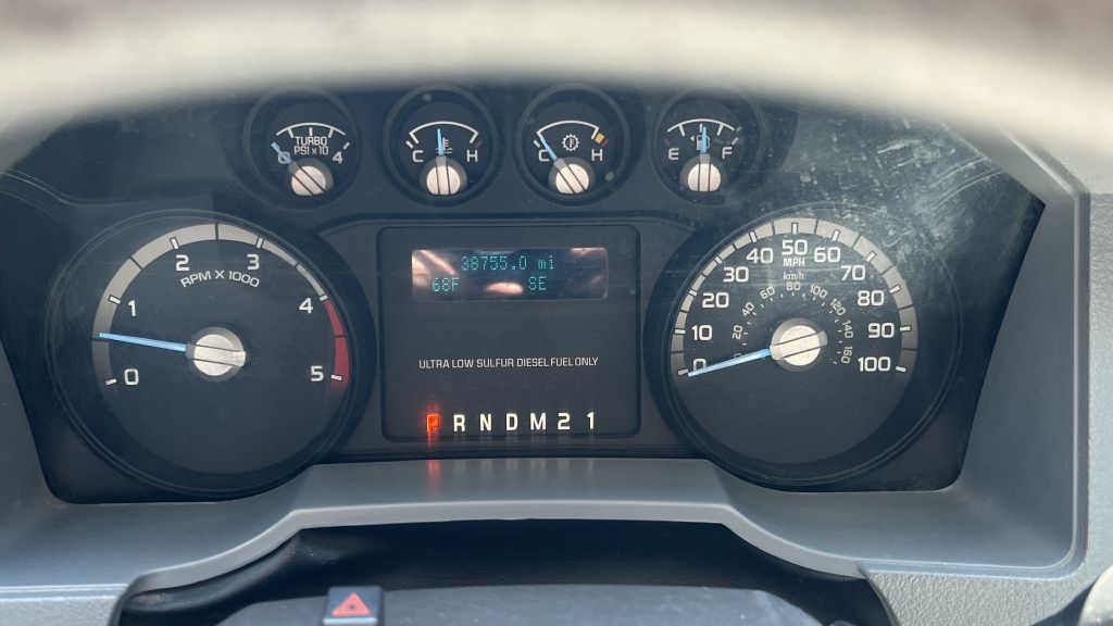 Photo 8 of this FORD F550