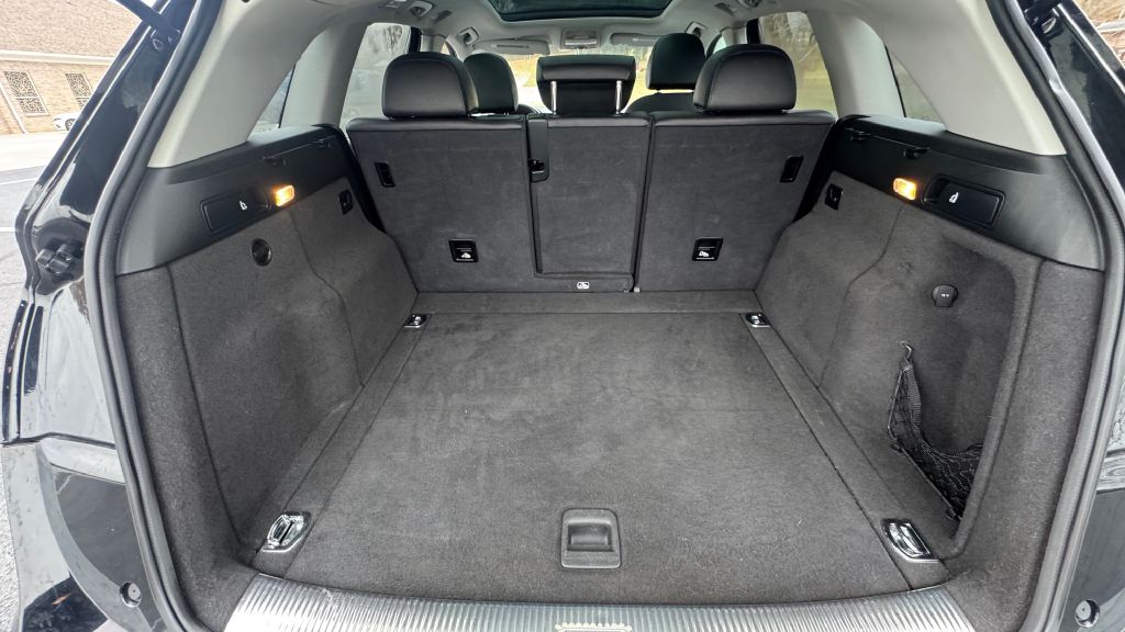 Photo 7 of this AUDI Q5