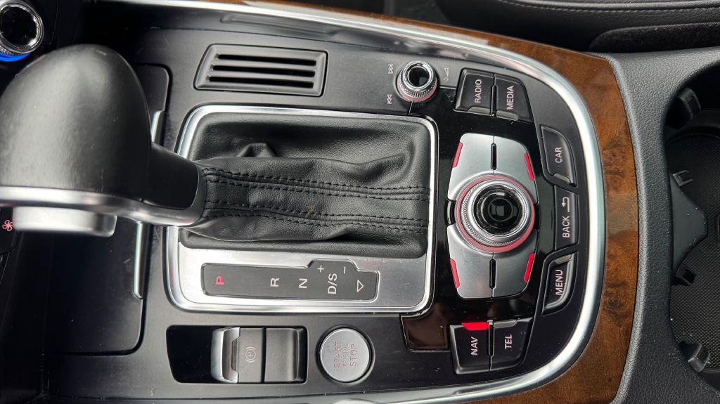 Photo 15 of this AUDI Q5