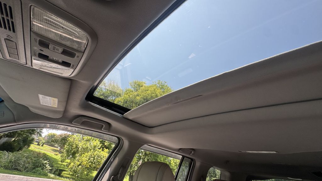 Photo 15 of this HONDA PILOT