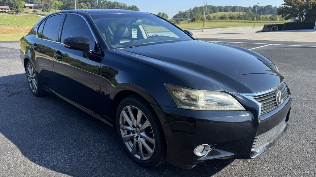 Photo 2 of this LEXUS GS