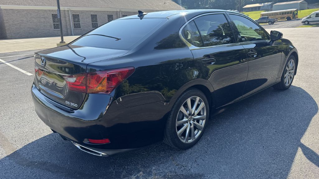 Photo 3 of this LEXUS GS