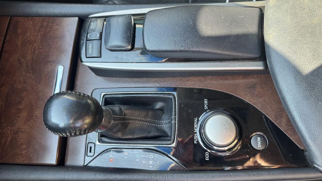 Photo 13 of this LEXUS GS