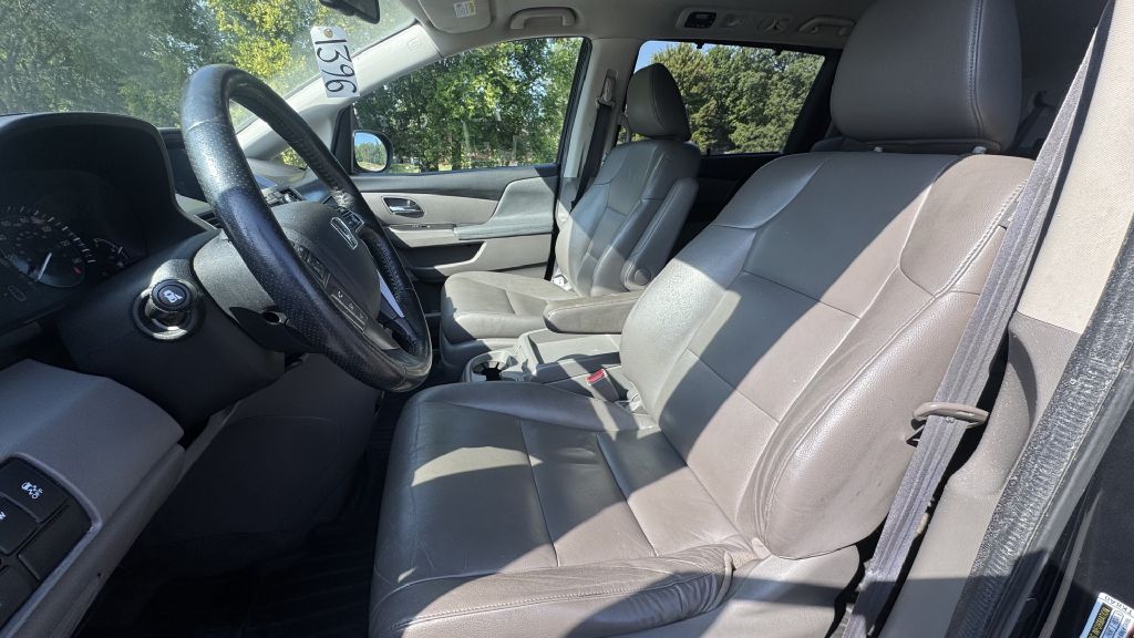 Photo 5 of this HONDA ODYSSEY