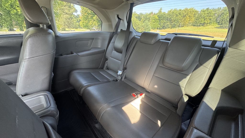 Photo 7 of this HONDA ODYSSEY