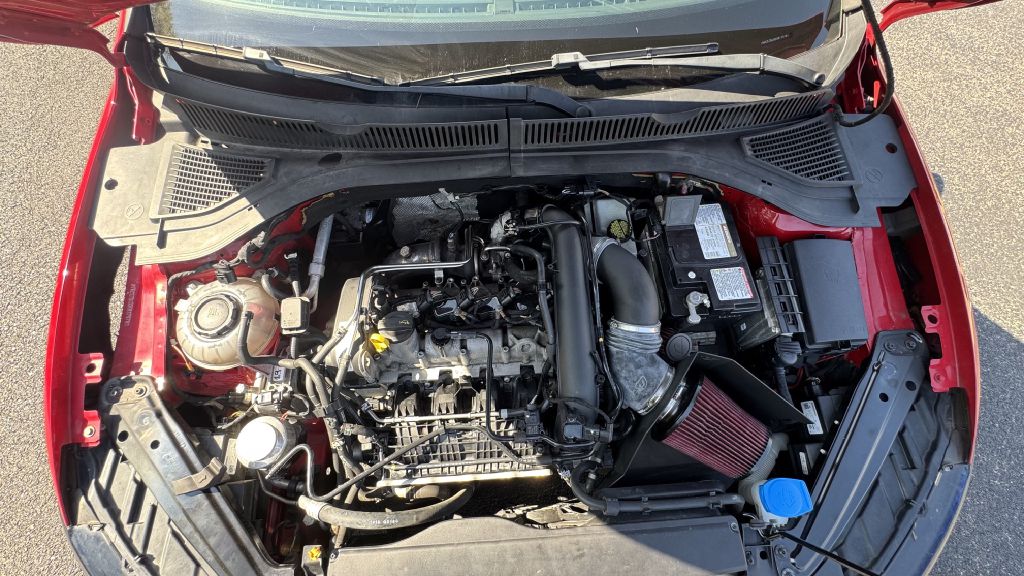 Photo 14 of this VOLKSWAGEN JETTA