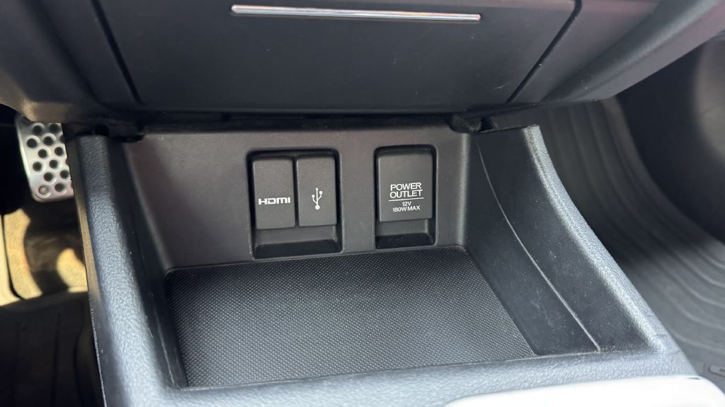 Photo 14 of this HONDA CIVIC