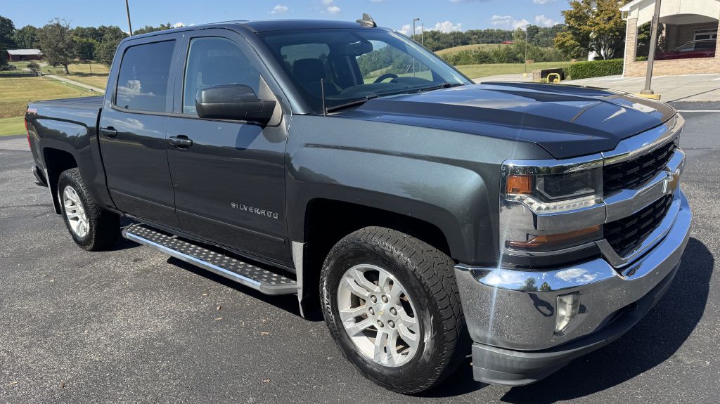 Photo 3 of this CHEVROLET SILVERADO 1500