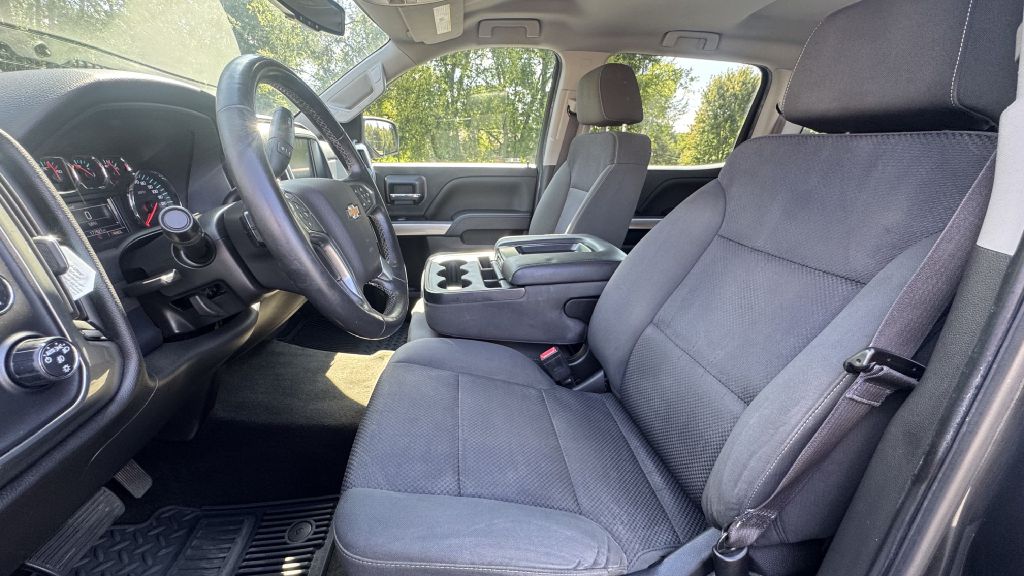 Photo 6 of this CHEVROLET SILVERADO 1500