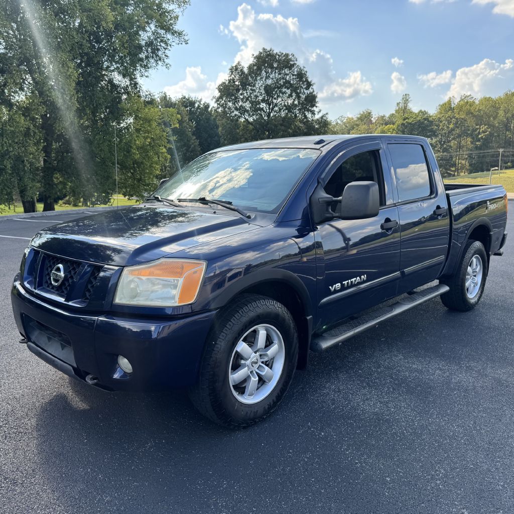 2012 NISSAN TITAN