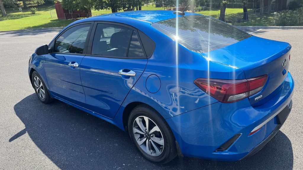 Photo 4 of this KIA RIO